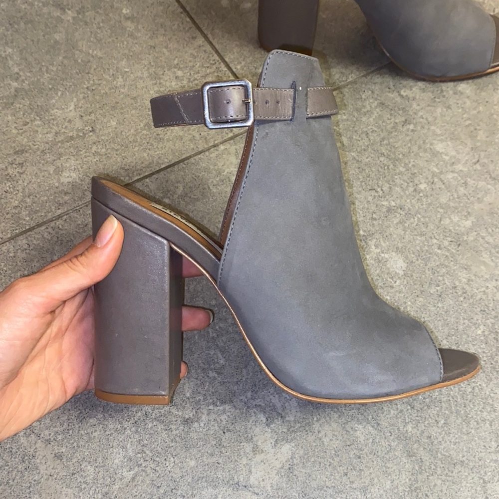 Steve Madden Gray Leather Peep-toe Ankle Booties